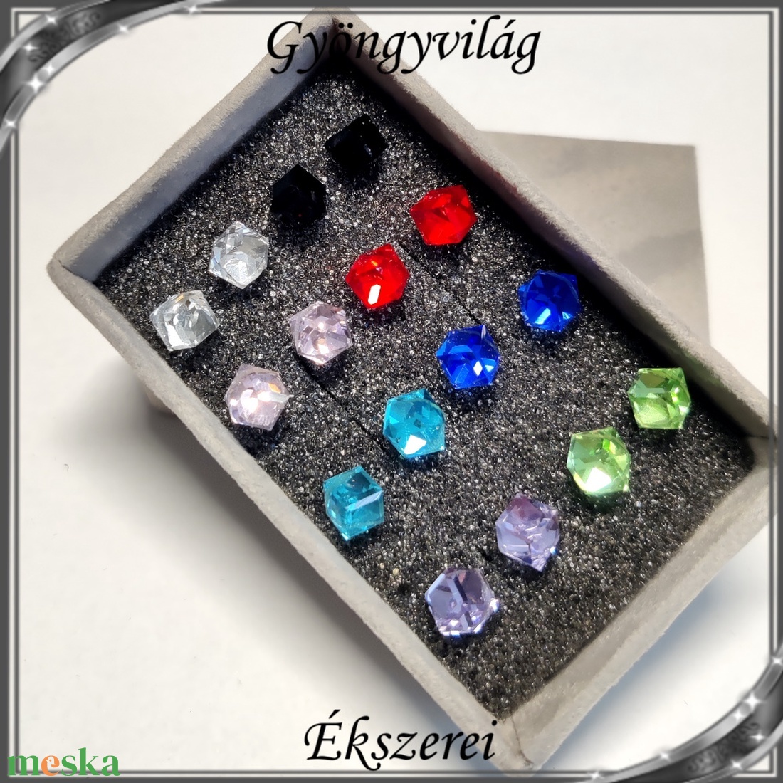 Ékszerek-fülbevalók: szilikon fülbevaló SFSZ-K05-6 kocka 6mm-es 8pár díszdobozban - ékszer - fülbevaló - pötty fülbevaló - Meska.hu Ékszerek-fülbevalók: szilikon fülbevaló SFSZ-K05-6 kocka 6mm-es 8pár díszdobozban - ékszer - fülbevaló - pötty fülbevaló - Meska.hu