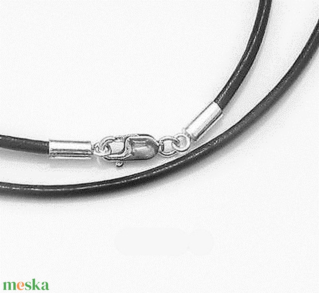 Ékszerek-nyakláncok: bőr lánc 925-ös sterling ezüst lánckapoccsal - ékszer - nyaklánc - medál nélküli nyaklánc - Meska.hu