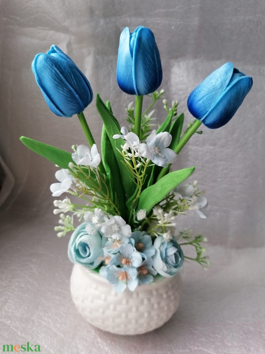 Virág kompozíció élethű gumi tulipánból - otthon & életmód - dekoráció - virágdísz és tartó - csokor & virágdísz - Meska.hu Virág kompozíció élethű gumi tulipánból - otthon & életmód - dekoráció - virágdísz és tartó - csokor & virágdísz - Meska.hu