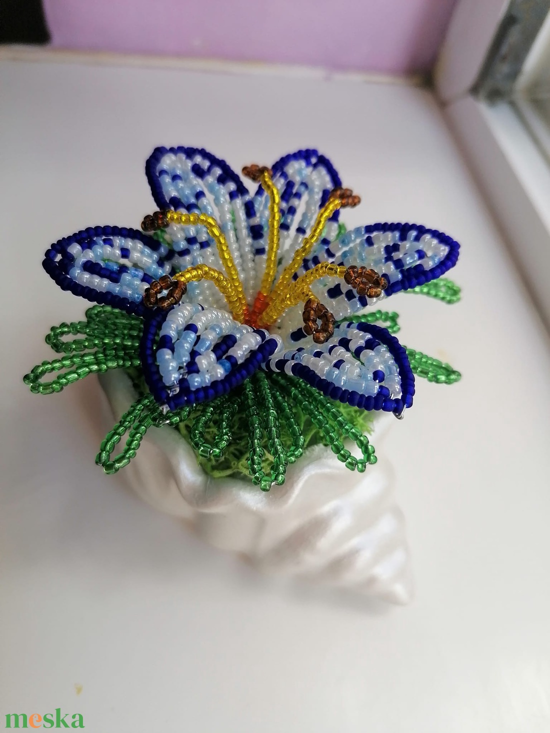 Liliom csigaházban  - otthon & életmód - dekoráció - virágdísz és tartó - csokor & virágdísz - Meska.hu