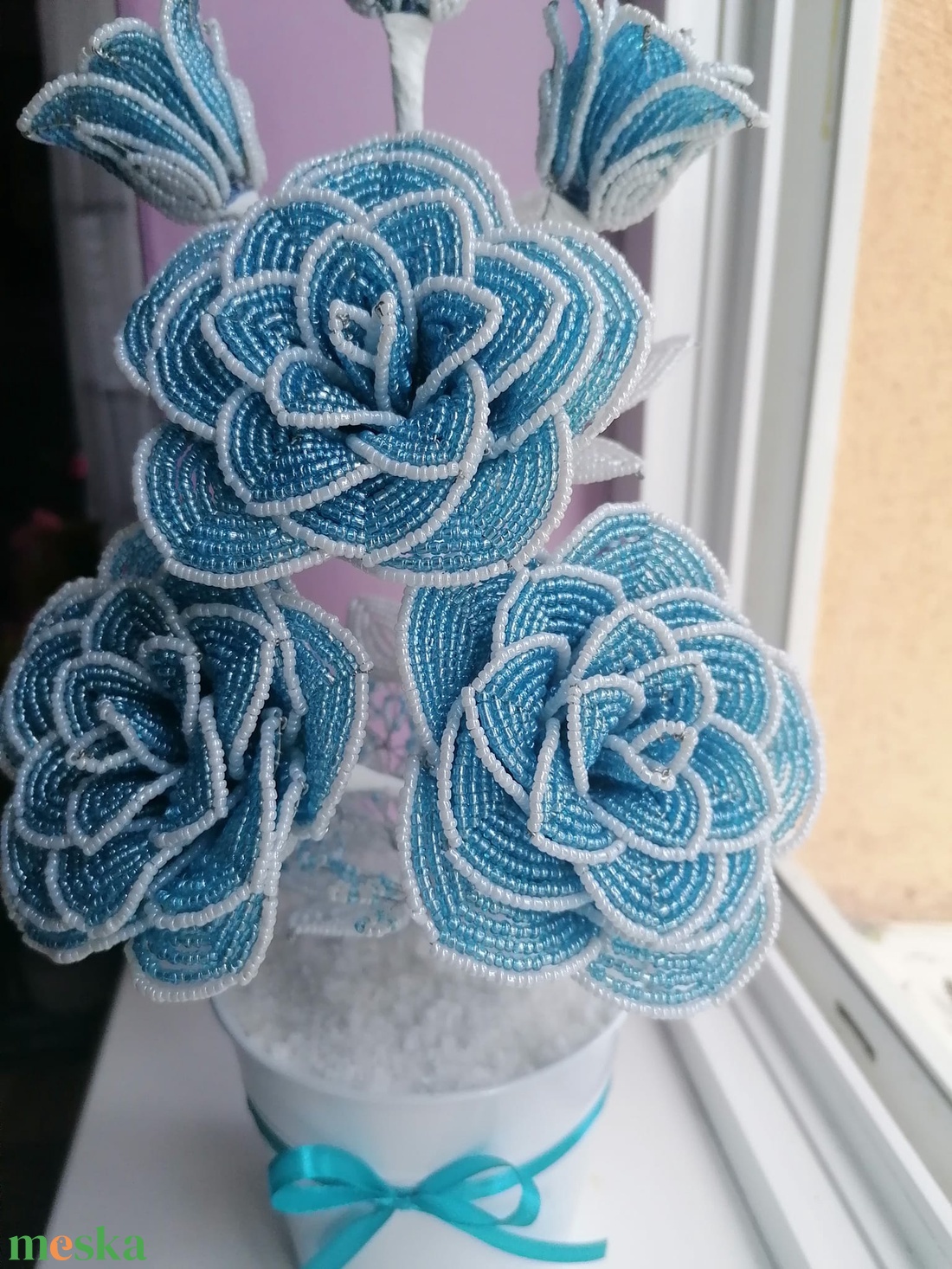 Gyöngyből készült kék rózsa - otthon & életmód - dekoráció - virágdísz és tartó - csokor & virágdísz - Meska.hu