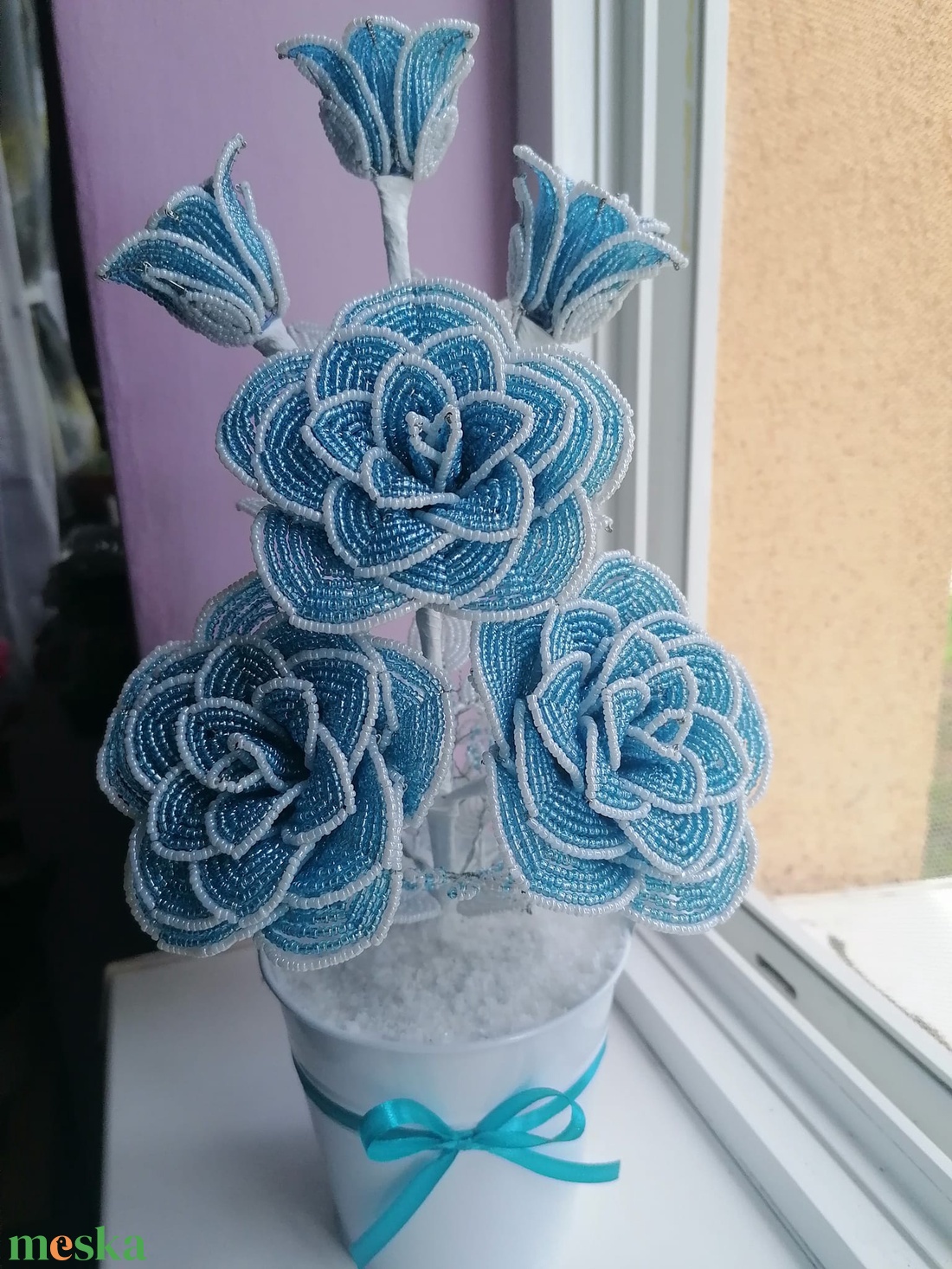 Gyöngyből készült kék rózsa - otthon & életmód - dekoráció - virágdísz és tartó - csokor & virágdísz - Meska.hu
