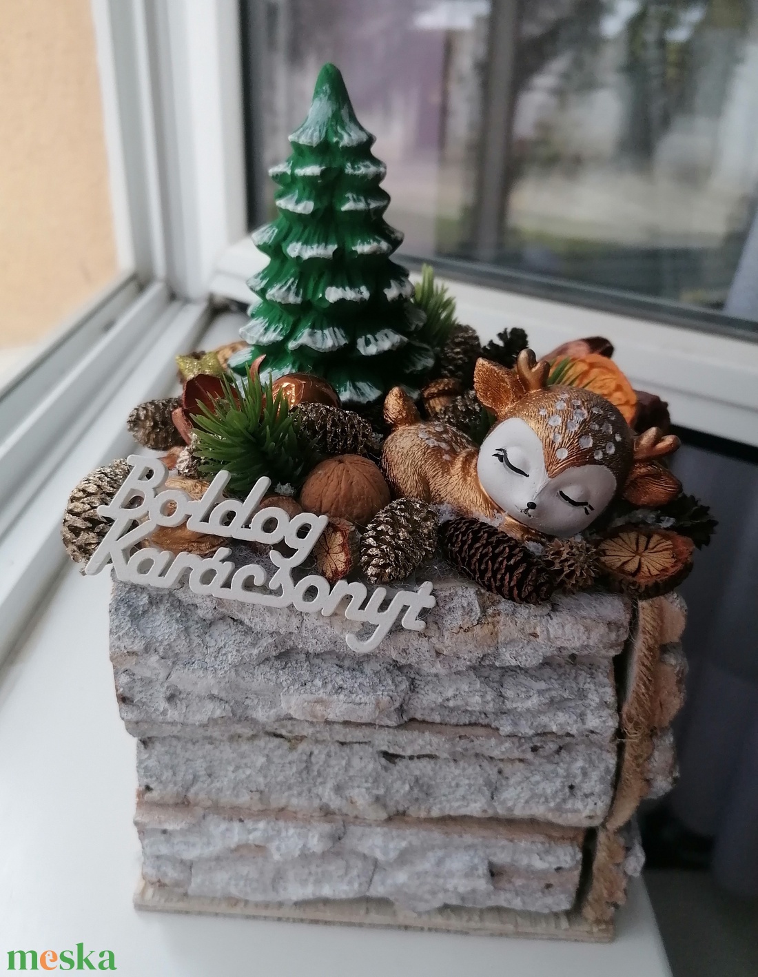 Karácsonyi asztali dísz őzikével - karácsony - karácsonyi lakásdekoráció - ünnepi asztaldekoráció - Meska.hu