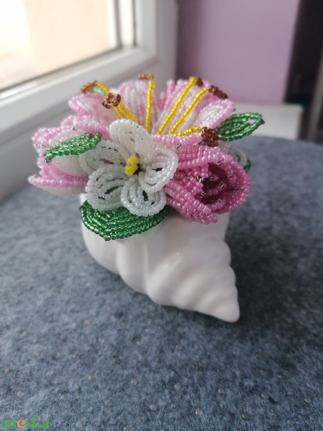 Virágok csigaházban  - otthon & életmód - virágdekoráció - virágdíszek - asztali virágdísz - Meska.hu