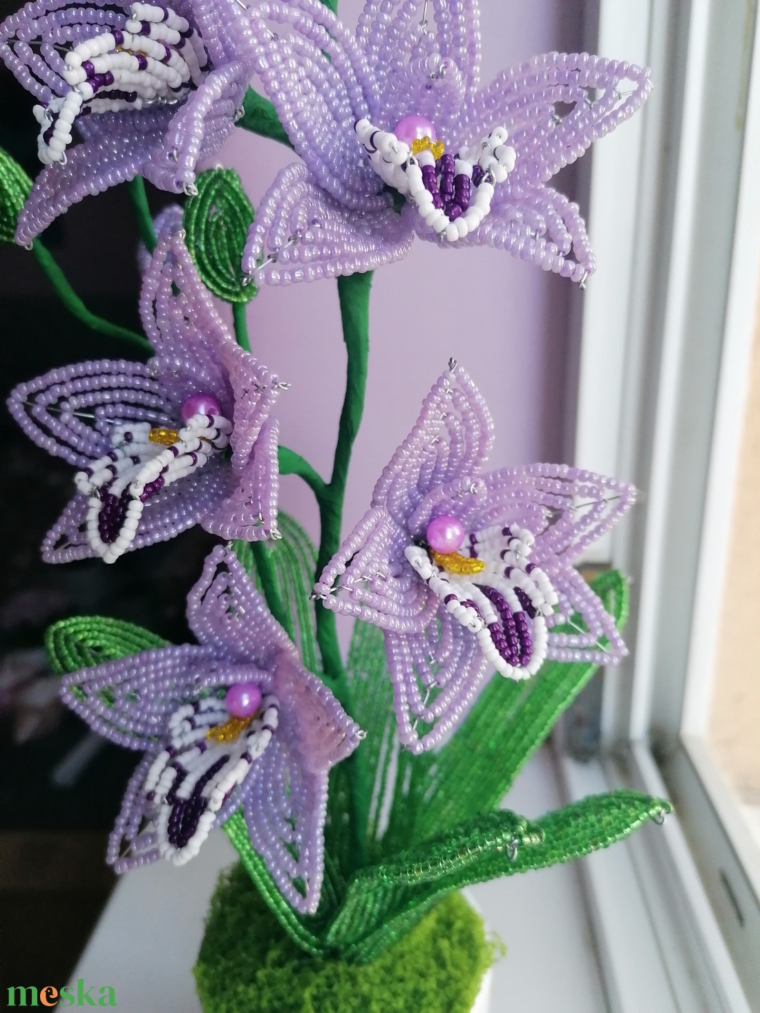 Gyöngyből készült orchidea - otthon & életmód - virágdekoráció - virágdíszek - asztali virágdísz - Meska.hu