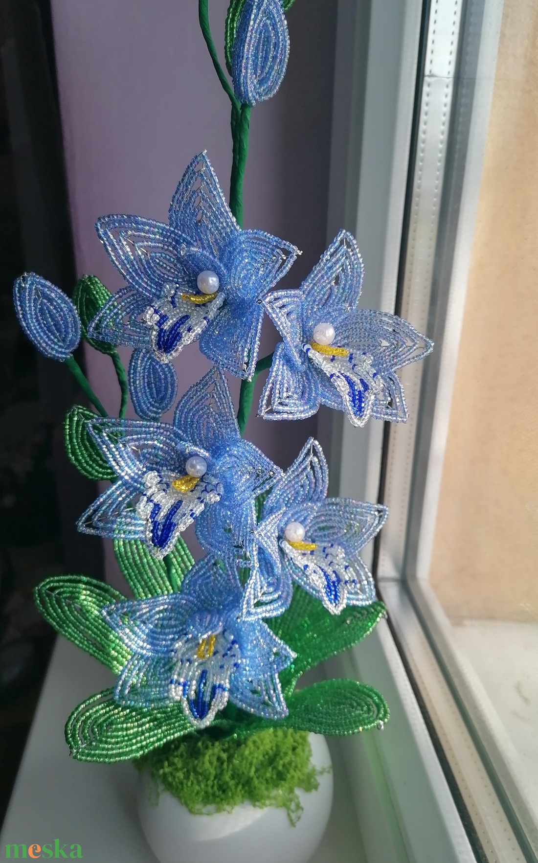 Gyöngyből készült orchidea - otthon & életmód - virágdekoráció - virágdíszek - asztali virágdísz - Meska.hu