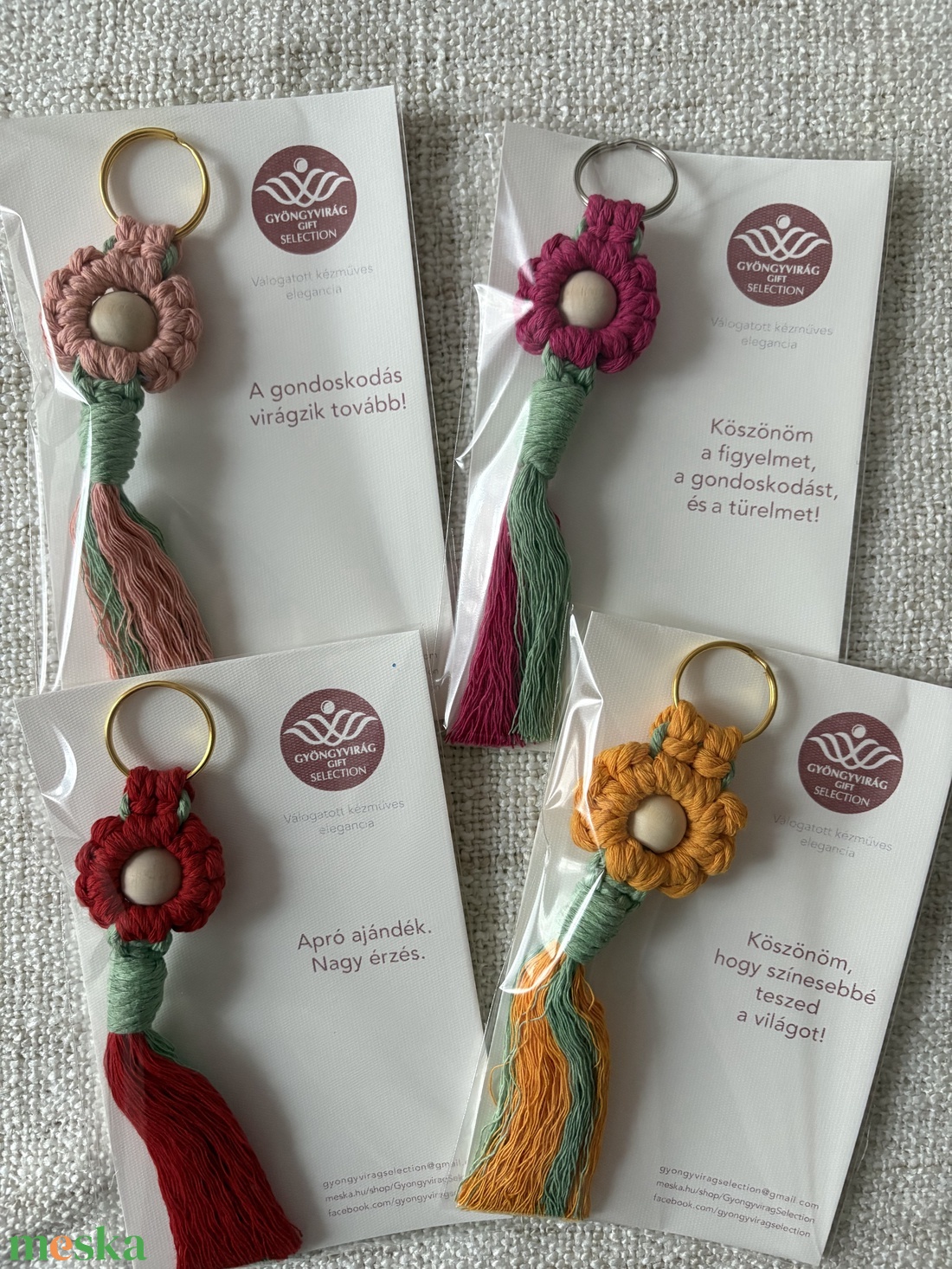 Virágzó Kedvesség � Makramé virág kulcstartó / táskadísz többféle színben CSOMAGOLVA! - táska & tok - kulcstartó & táskadísz - kulcstartó - Meska.hu