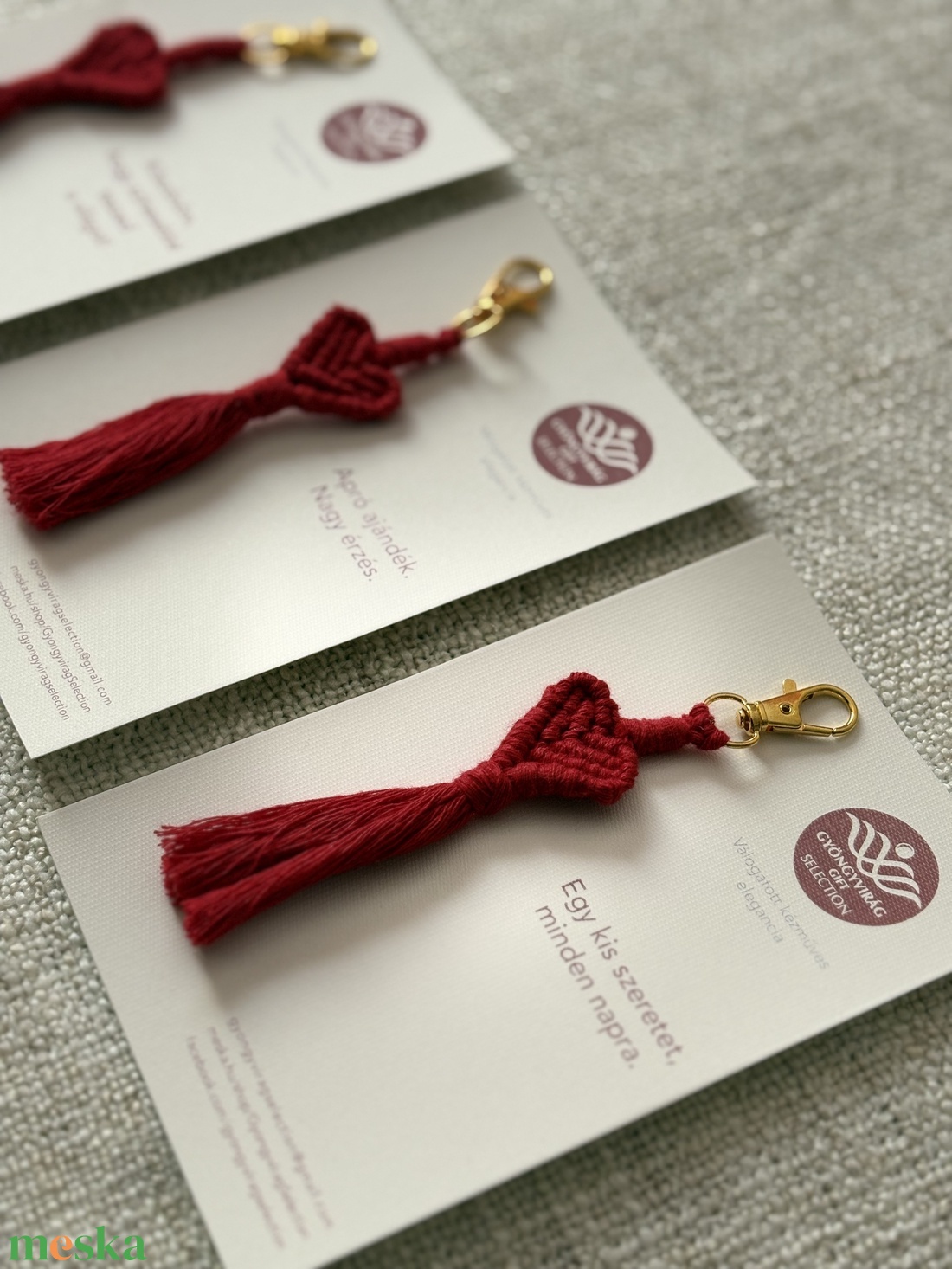 Zsebbe zárt Szeretet � Kézzel csomózott kulcstartók és táskadíszek CSOMAGOLVA IS! - táska & tok - kulcstartó & táskadísz - kulcstartó - Meska.hu