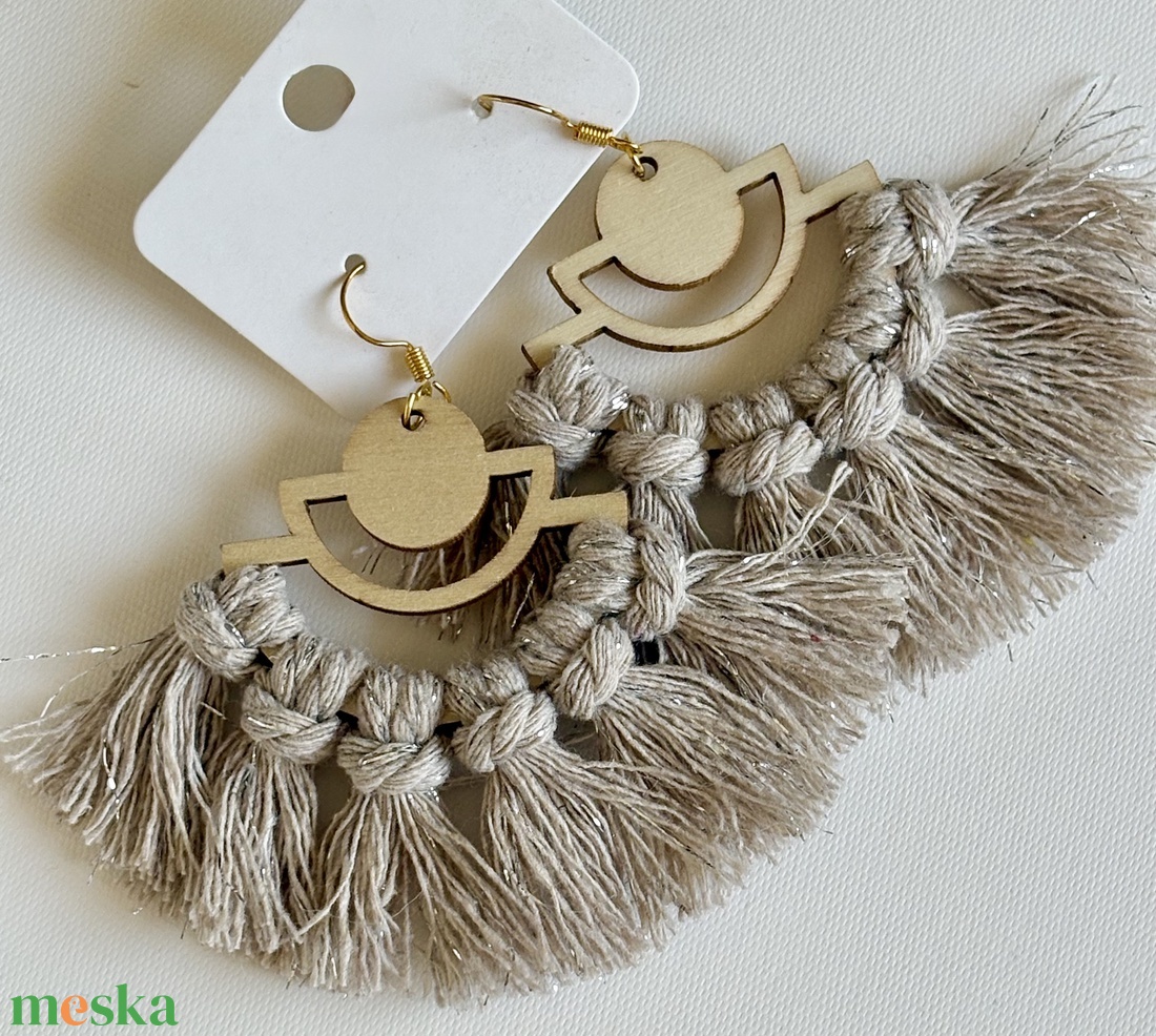 Makramé boho fülbevaló - ékszer - fülbevaló - lógós kerek fülbevaló - Meska.hu