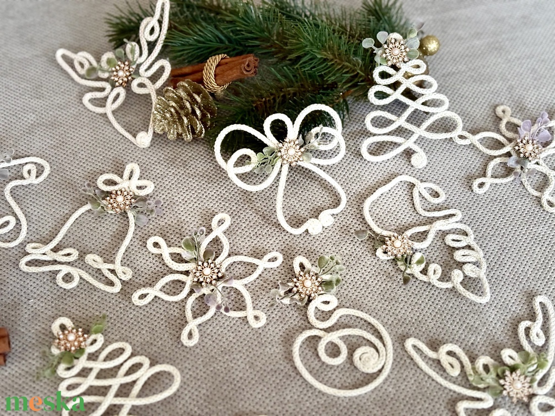 Karácsonyfa díszek 8db-os - karácsony - karácsonyi lakásdekoráció - karácsonyfadíszek - Meska.hu