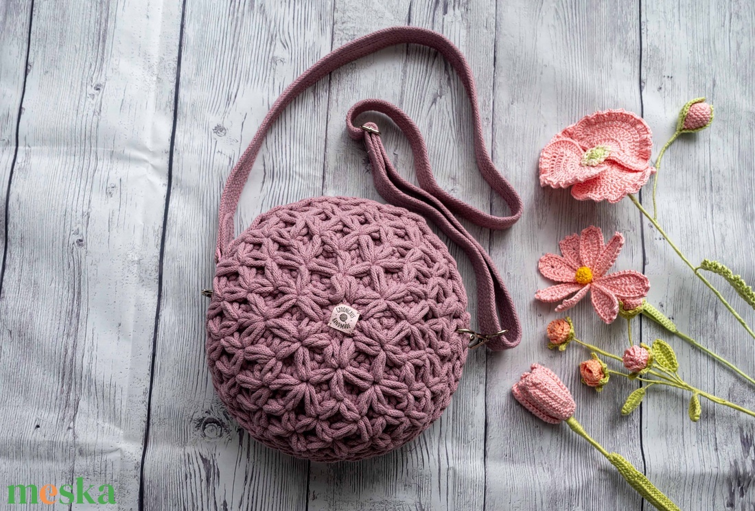 Crossbody - csillagvirág - táska & tok - kézitáska & válltáska - vállon átvethető táska - Meska.hu Crossbody - csillagvirág - táska & tok - kézitáska & válltáska - vállon átvethető táska - Meska.hu