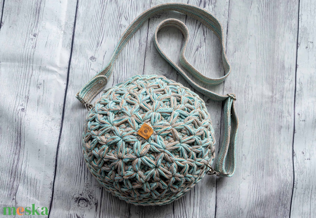 Crossbody - csillagvirág - táska & tok - kézitáska & válltáska - vállon átvethető táska - Meska.hu Crossbody - csillagvirág - táska & tok - kézitáska & válltáska - vállon átvethető táska - Meska.hu