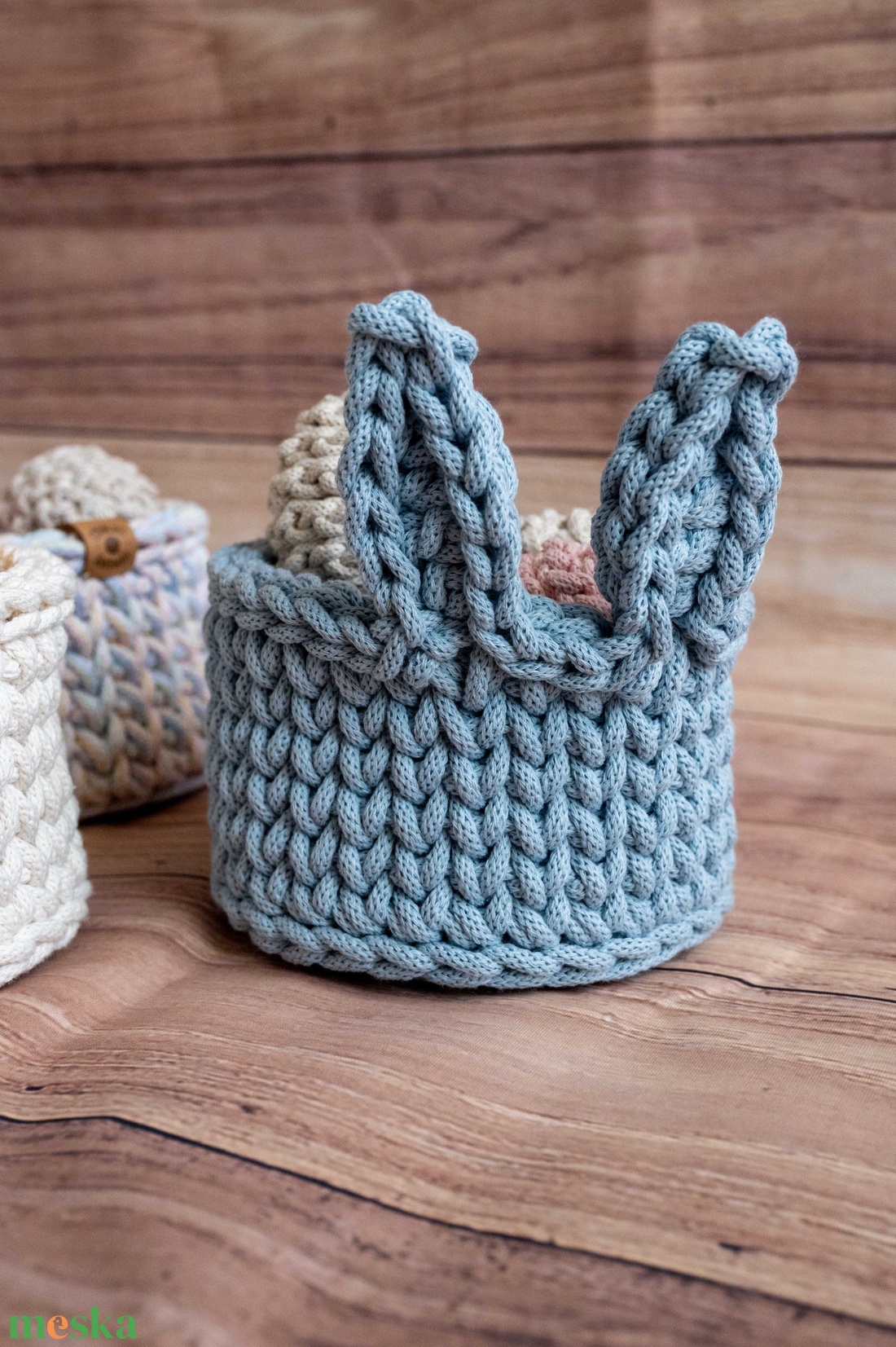 Horgolt nyuszifüles tároló - otthon & életmód - dekoráció - asztal és polc dekoráció - dekorációs tál, tartó - Meska.hu