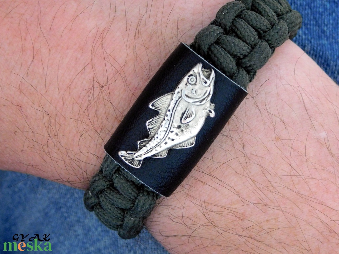 Horgász paracord karkötő - ékszer - karkötő - fonott karkötő - Meska.hu