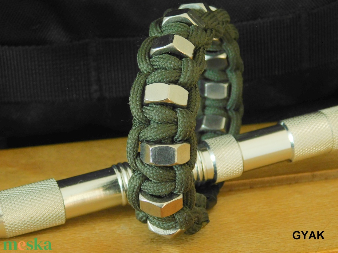 Paracord karkötő no.3 - ékszer - karkötő - fonott karkötő - Meska.hu Paracord karkötő no.3 - ékszer - karkötő - fonott karkötő - Meska.hu