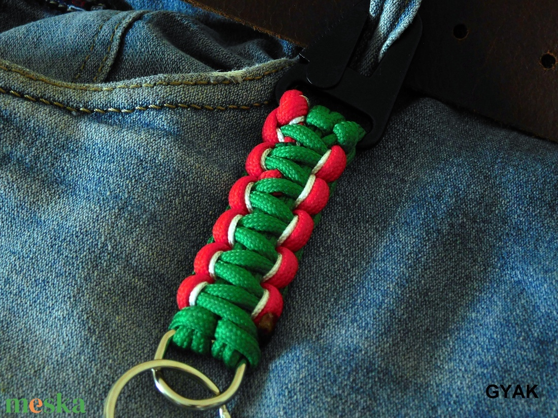 Paracord kulcstartó nemzetünk színeivel - táska & tok - kulcstartó & táskadísz - kulcstartó - Meska.hu Paracord kulcstartó nemzetünk színeivel - táska & tok - kulcstartó & táskadísz - kulcstartó - Meska.hu