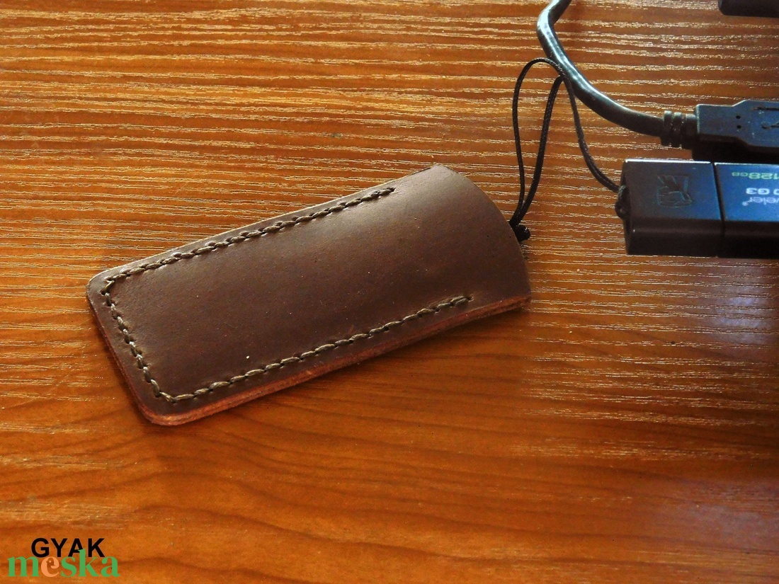 Pendrive tok #1 - táska & tok - laptoptáska, laptop hátizsák - Meska.hu