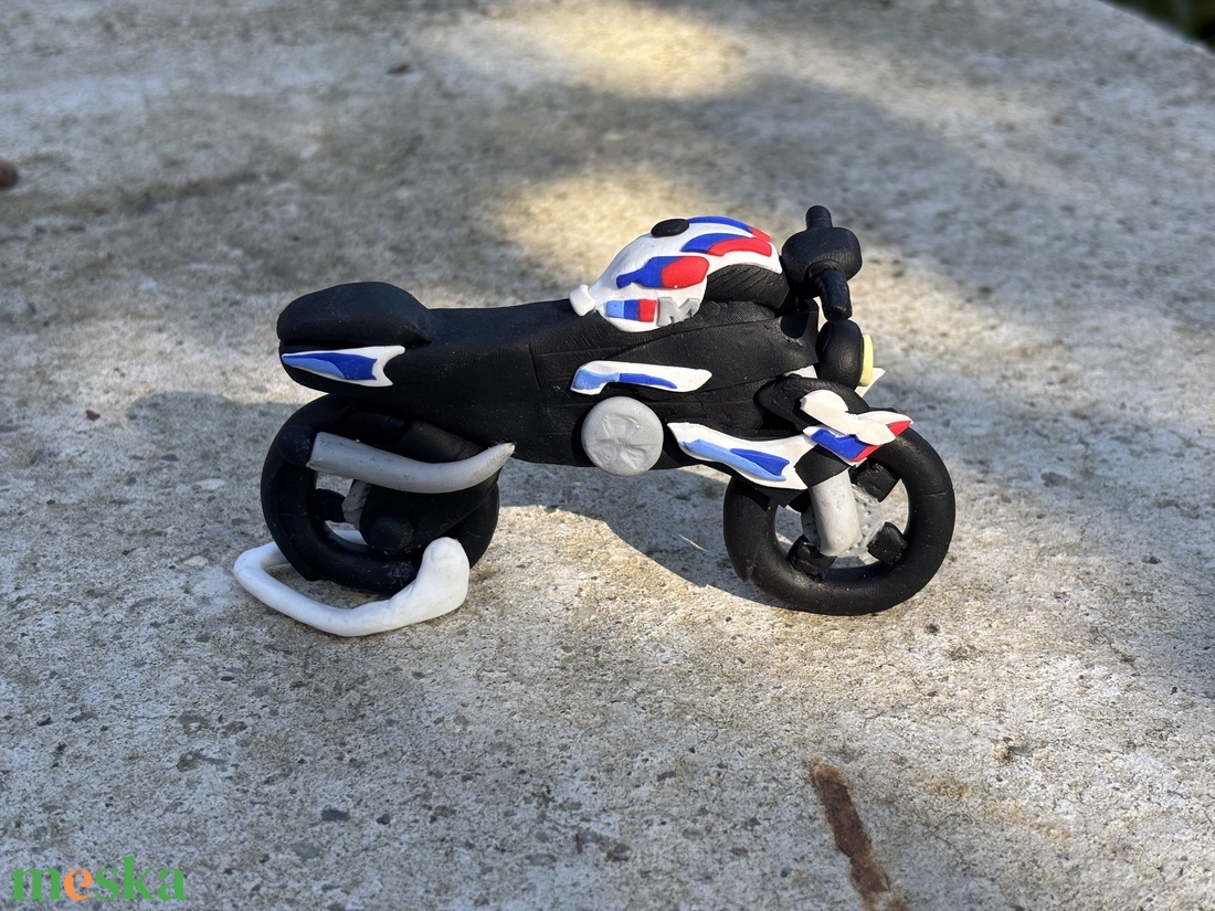 3D motor szobor - otthon & életmód - motor - Meska.hu 3D motor szobor - otthon & életmód - motor - Meska.hu