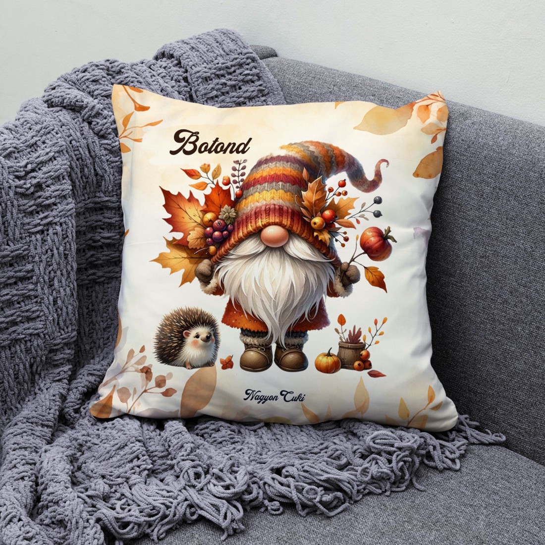 Névvel kérhető - Cuki őszi manó sünikével mintás párna - otthon & életmód - lakástextil - párna & párnahuzat - díszpárna (belsővel együtt) - Meska.hu