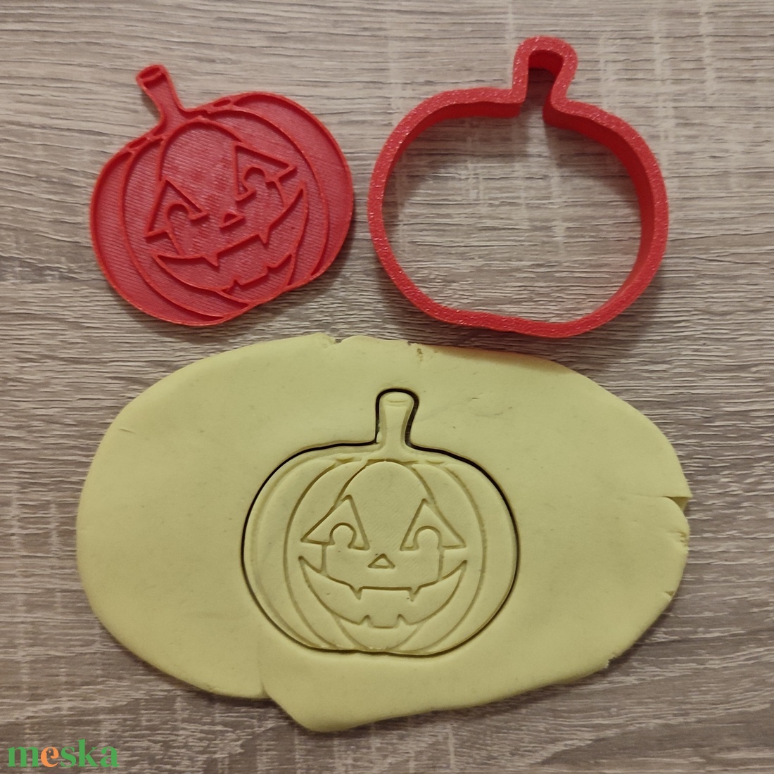 Halloween töksütikiszúró - otthon & életmód - konyhafelszerelés, tálalás - sütés, főzés - sütikiszúró - Meska.hu Halloween töksütikiszúró - otthon & életmód - konyhafelszerelés, tálalás - sütés, főzés - sütikiszúró - Meska.hu