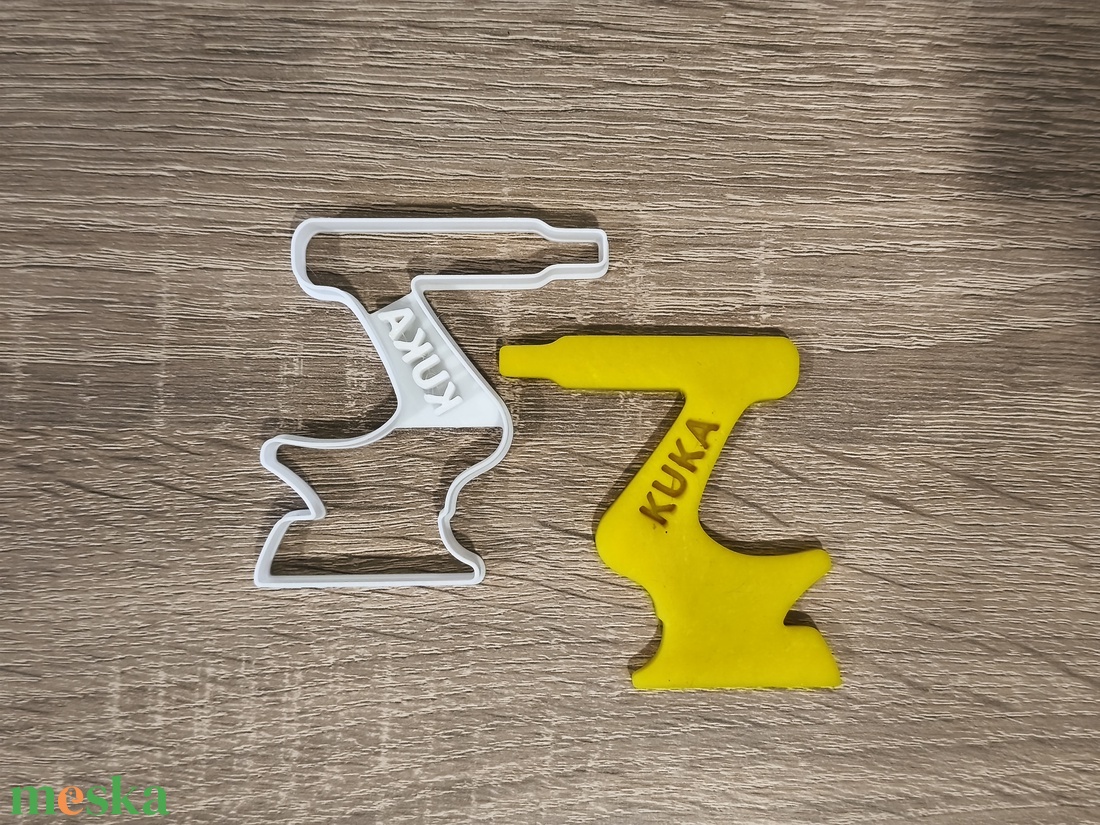 Robotkar sütikiszúró - otthon & életmód - konyhafelszerelés, tálalás - sütés, főzés - sütikiszúró - Meska.hu