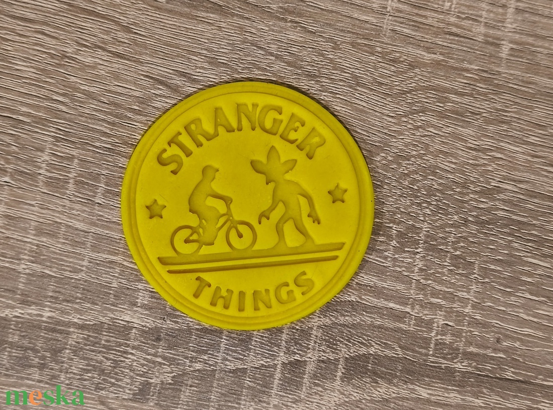 Stranger Things sütikiszúró - otthon & életmód - konyhafelszerelés, tálalás - sütés, főzés - sütikiszúró - Meska.hu