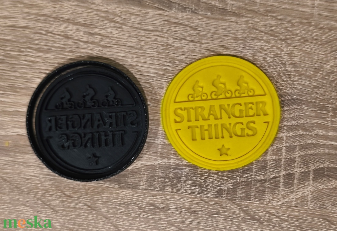 Stranger Things sütikiszúró - otthon & életmód - konyhafelszerelés, tálalás - sütés, főzés - sütikiszúró - Meska.hu