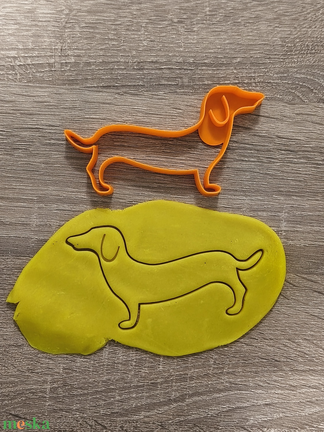 Tacskó formájú sütikiszúró  - otthon & életmód - konyhafelszerelés, tálalás - sütés, főzés - sütikiszúró - Meska.hu