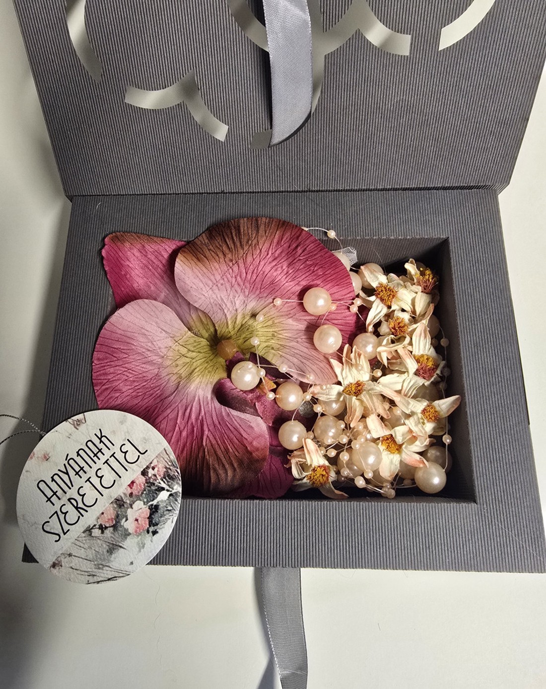 Szülőköszöntő virágbox orchideás  - esküvő - emlék & ajándék - szülőköszöntő ajándék - Meska.hu