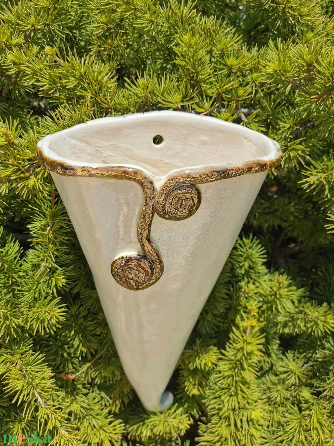 ,Gyöngyfehér Kerámia Fali Virágtartó - otthon & életmód - dekoráció - virágdísz és tartó - cserép & kaspó - Meska.hu