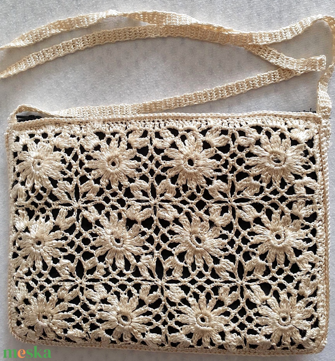 Vajszínű horgolt táska - táska & tok - kézitáska & válltáska - válltáska - Meska.hu