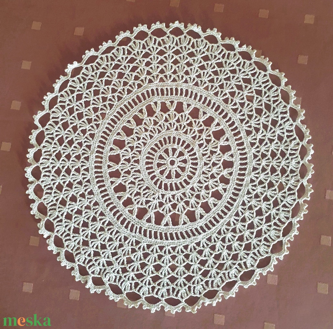 50 cm-es kerek horgolt terítő (mandala) - otthon & életmód - dekoráció - Meska.hu 50 cm-es kerek horgolt terítő (mandala) - otthon & életmód - dekoráció - Meska.hu