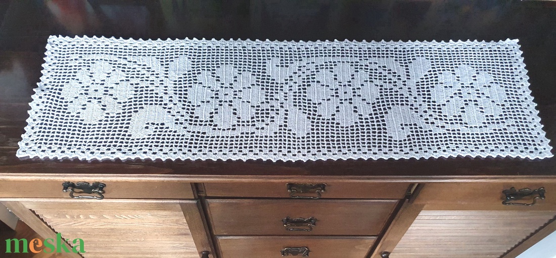 horgolt asztalterítő, futó, 85 x 26,5 cm csipke - otthon & életmód - dekoráció - asztal és polc dekoráció - horgolt & csipketerítő - Meska.hu horgolt asztalterítő, futó, 85 x 26,5 cm csipke - otthon & életmód - dekoráció - asztal és polc dekoráció - horgolt & csipketerítő - Meska.hu
