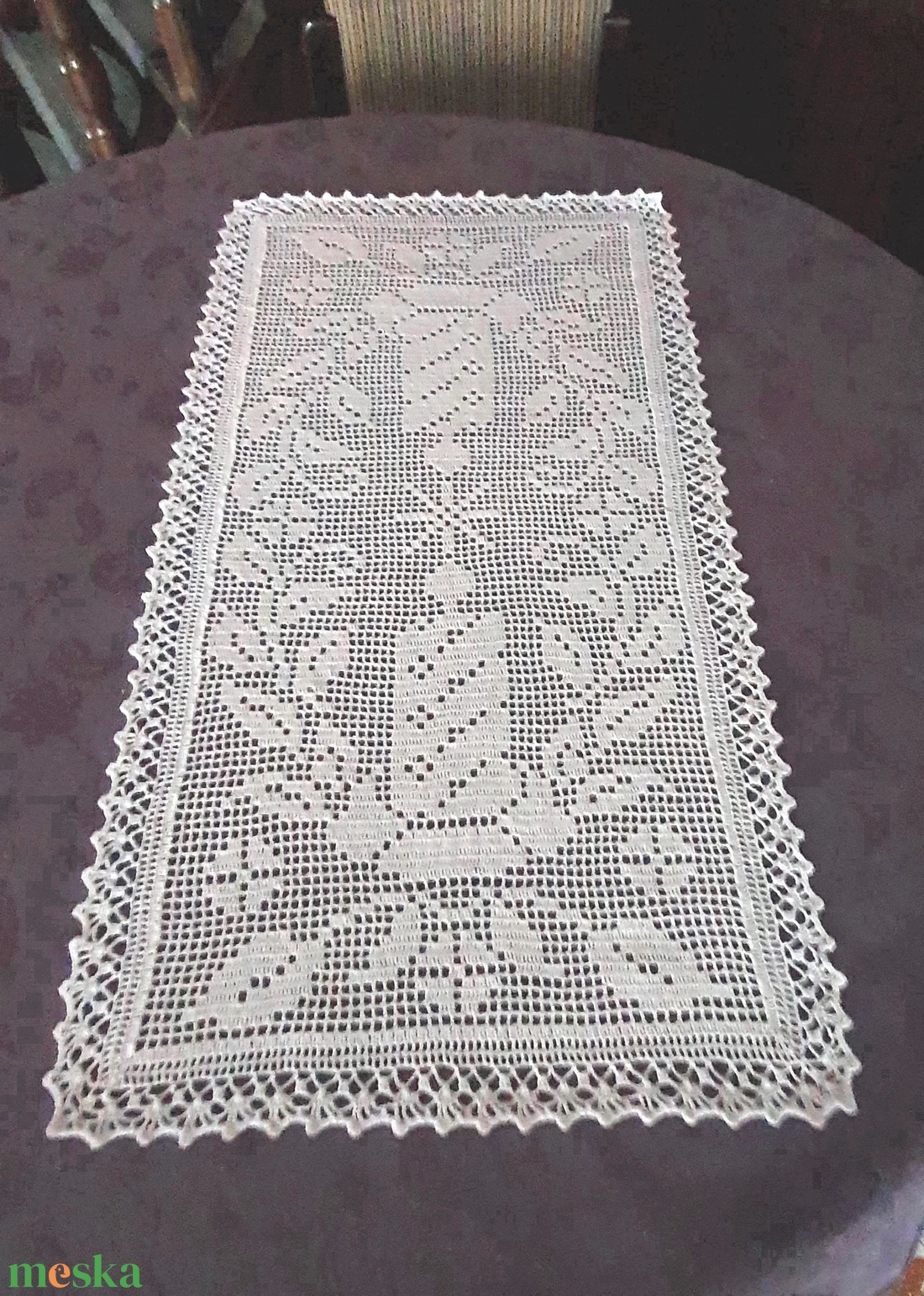  horgolt csipketerítő, 90 x 46 cm keresztelőre, karácsonyra - otthon & életmód - dekoráció - asztal és polc dekoráció - horgolt & csipketerítő - Meska.hu