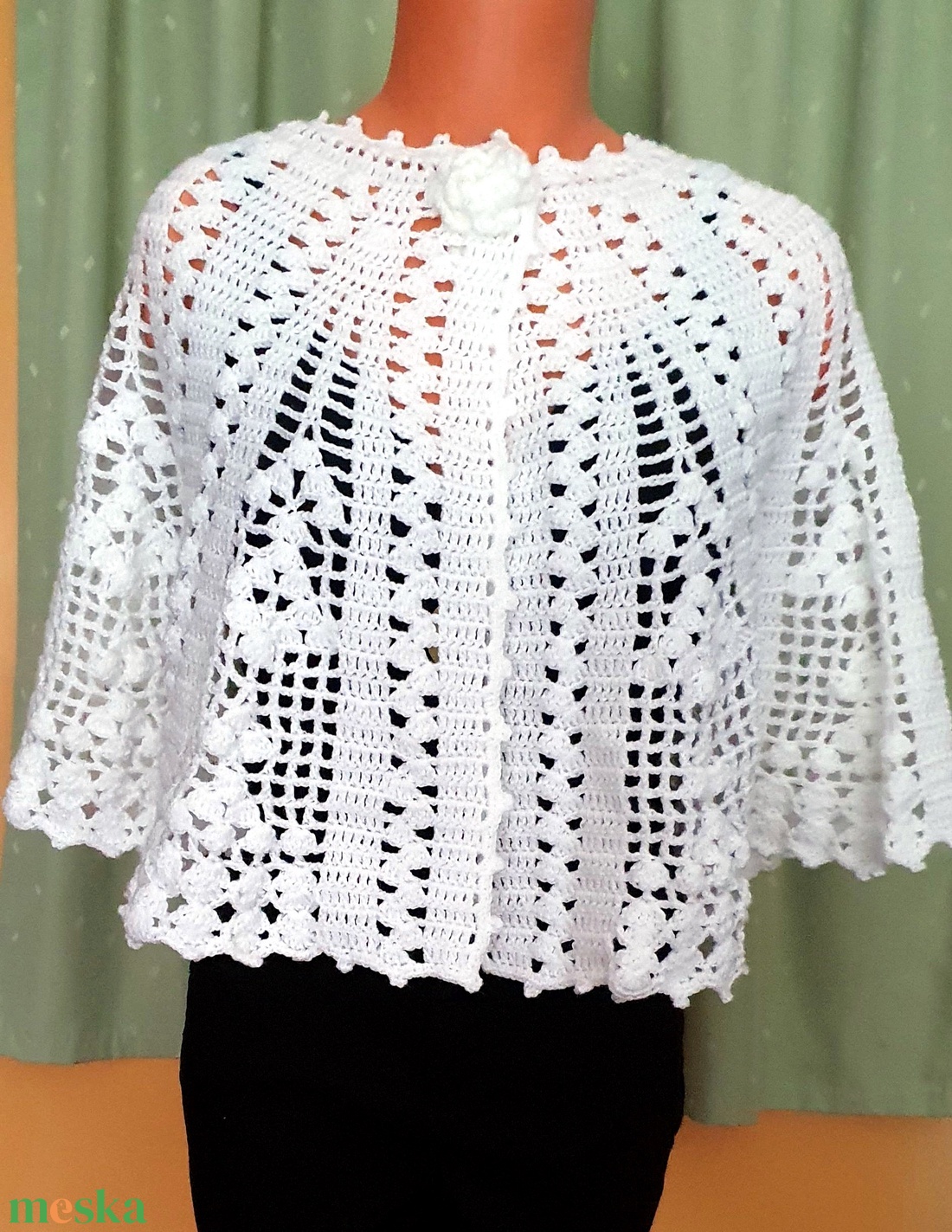 Csipke boleró, horgolt fehér, modern pelerin, vállkendő, poncsó - esküvő - kiegészítők - bolero és válltakaró - Meska.hu