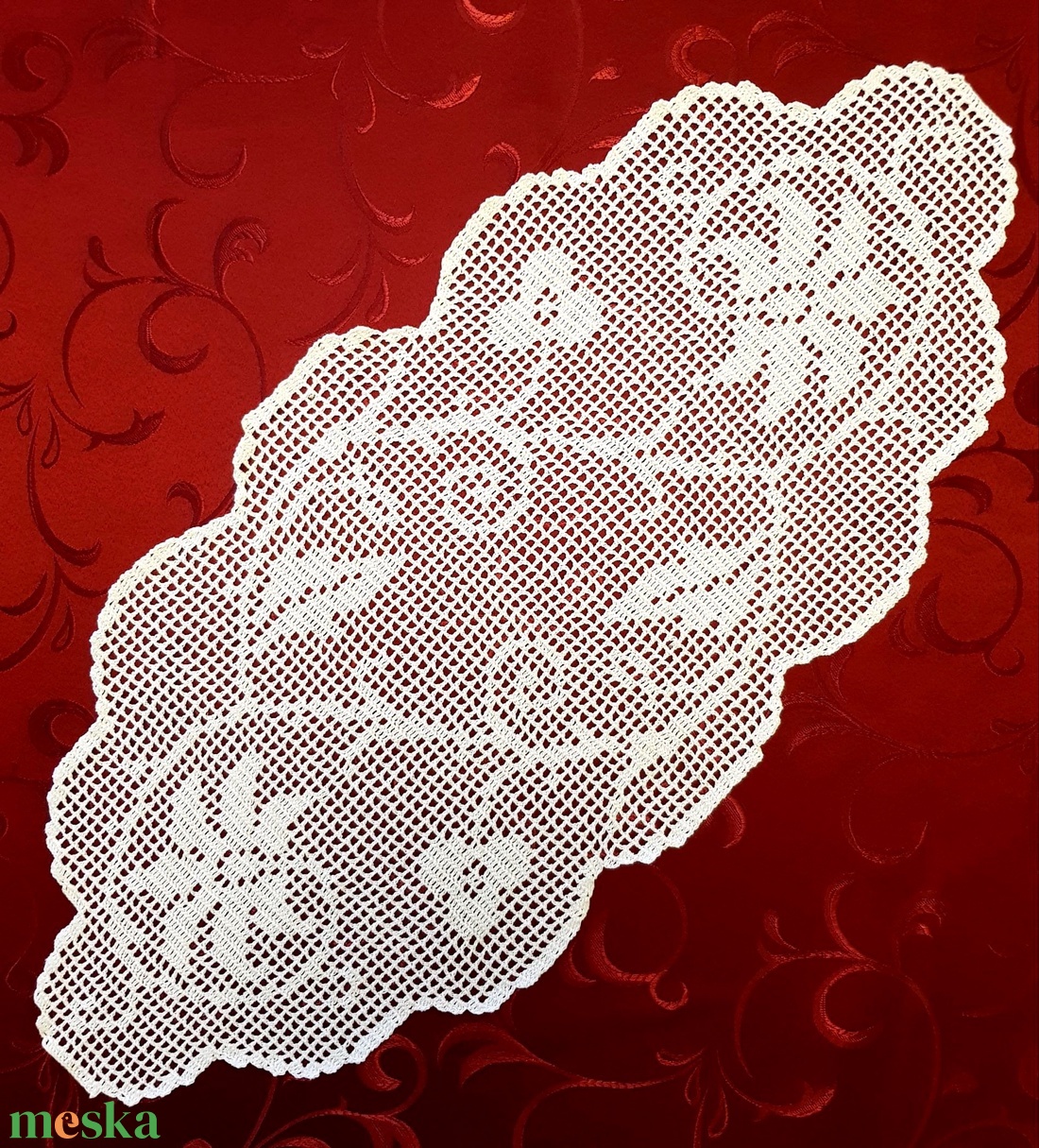  horgolt terítő, 75 cm, ovális csipke - otthon & életmód - lakástextil - abrosz, terítő - díszterítő polcra, komódra - Meska.hu