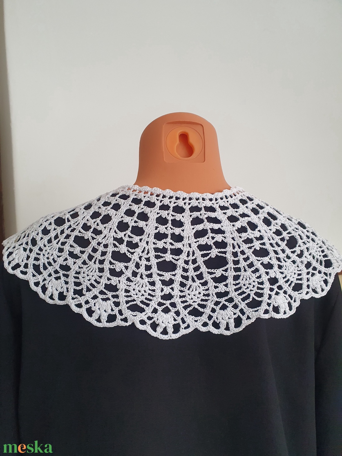 Horgolt csipkegallér, ünnepi, fehér fonalból - ruha & divat - sál, sapka, kendő - vállkendő - Meska.hu