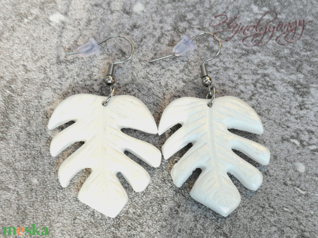 Fehér Philodendron fülbevaló - ékszer - fülbevaló - lógó fülbevaló - Meska.hu Fehér Philodendron fülbevaló - ékszer - fülbevaló - lógó fülbevaló - Meska.hu