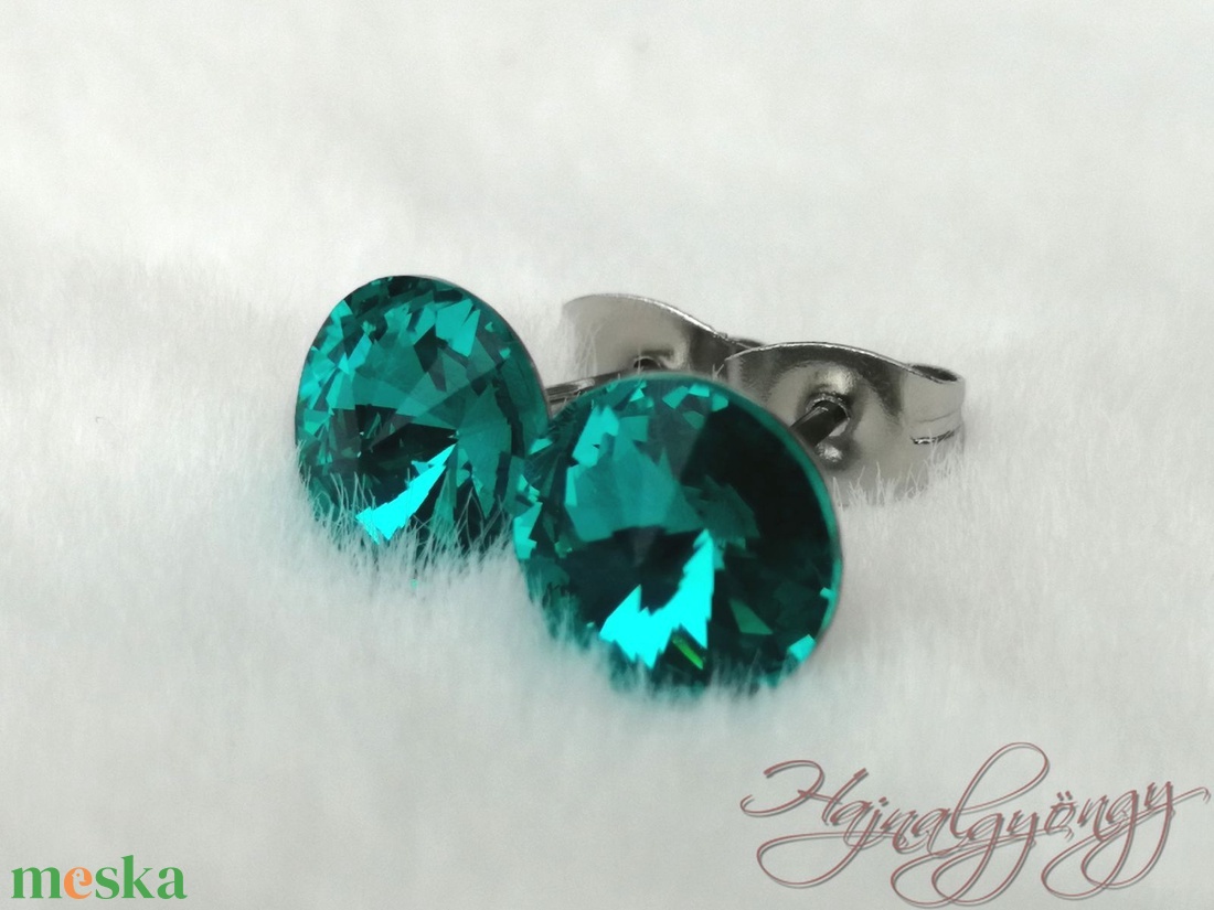 BLUE ZIRCON fülbevaló 8 mm - ékszer - fülbevaló - pötty fülbevaló - Meska.hu BLUE ZIRCON fülbevaló 8 mm - ékszer - fülbevaló - pötty fülbevaló - Meska.hu