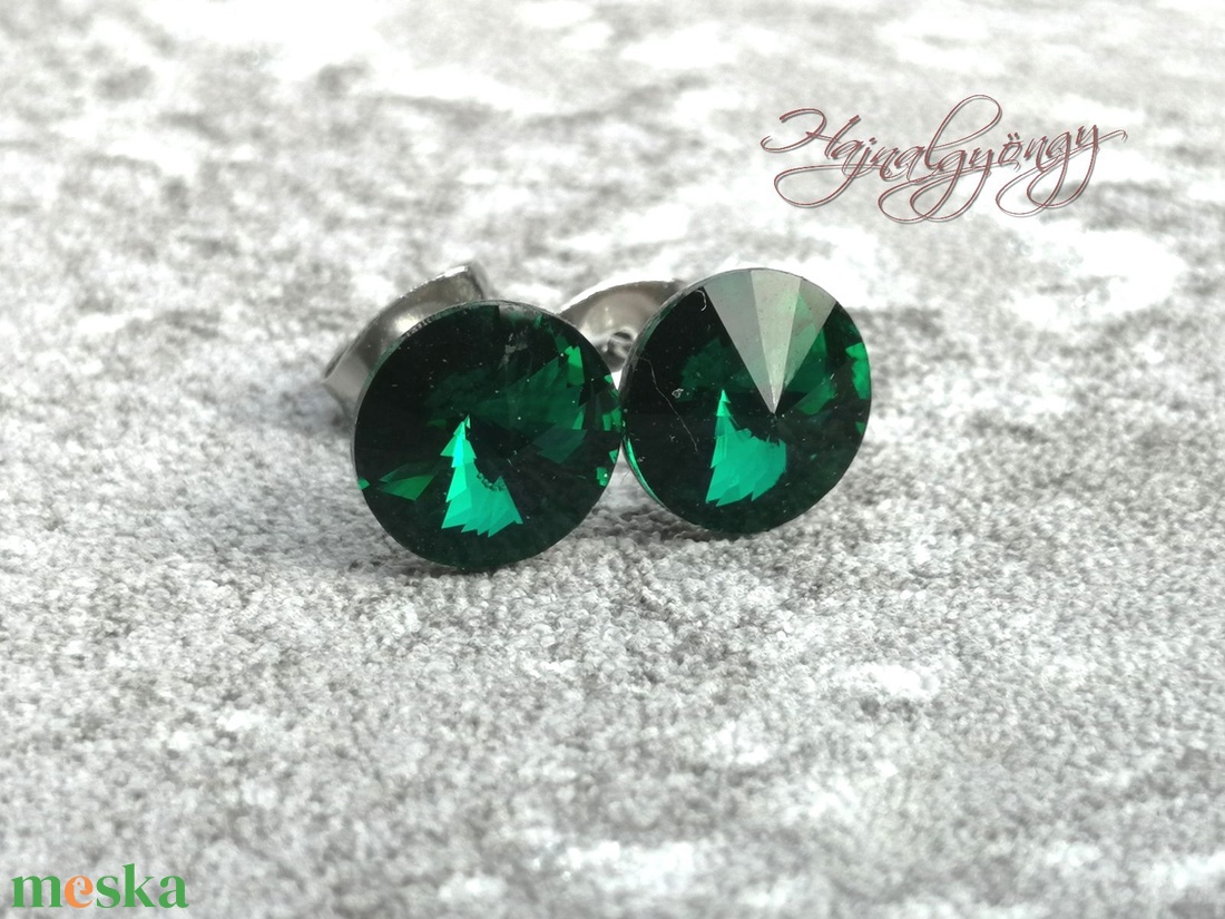 EMERALD fülbevaló 8 mm - ékszer - fülbevaló - pötty fülbevaló - Meska.hu EMERALD fülbevaló 8 mm - ékszer - fülbevaló - pötty fülbevaló - Meska.hu