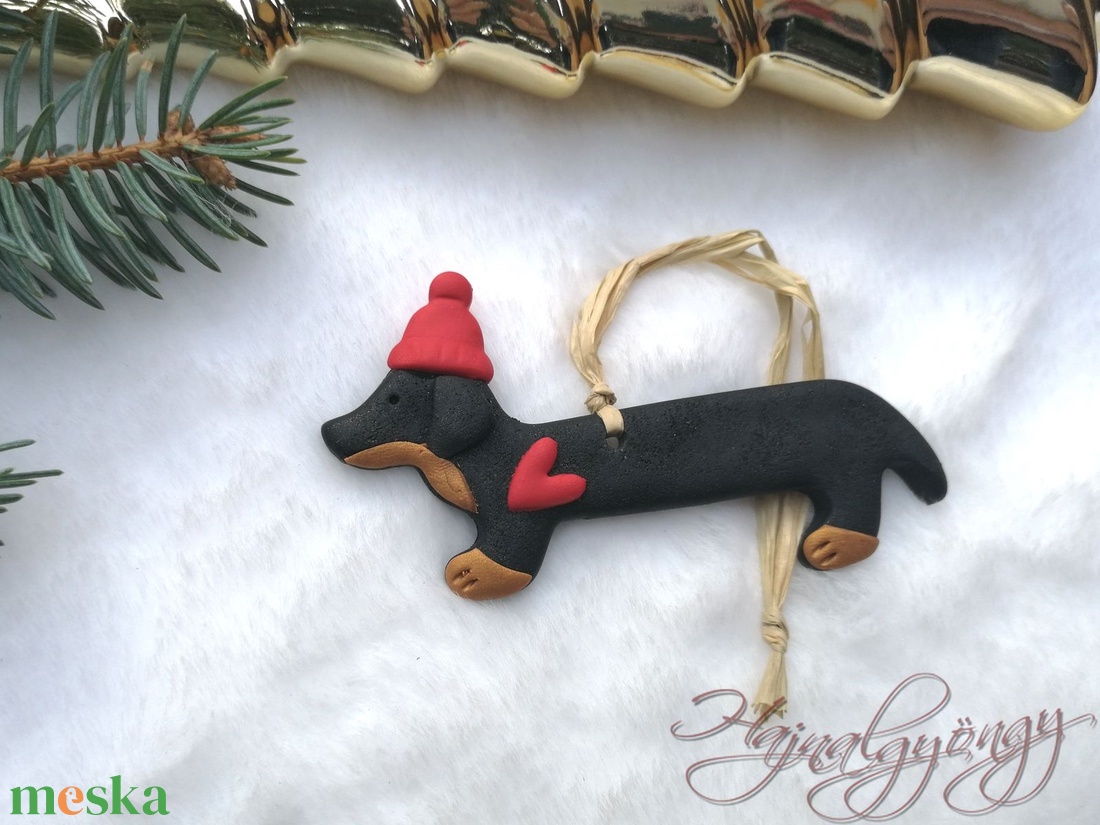 FÁZÓS TACSKÓ KARÁCSONYFADÍSZ + NÉV - karácsony - karácsonyi lakásdekoráció - karácsonyfadíszek - Meska.hu