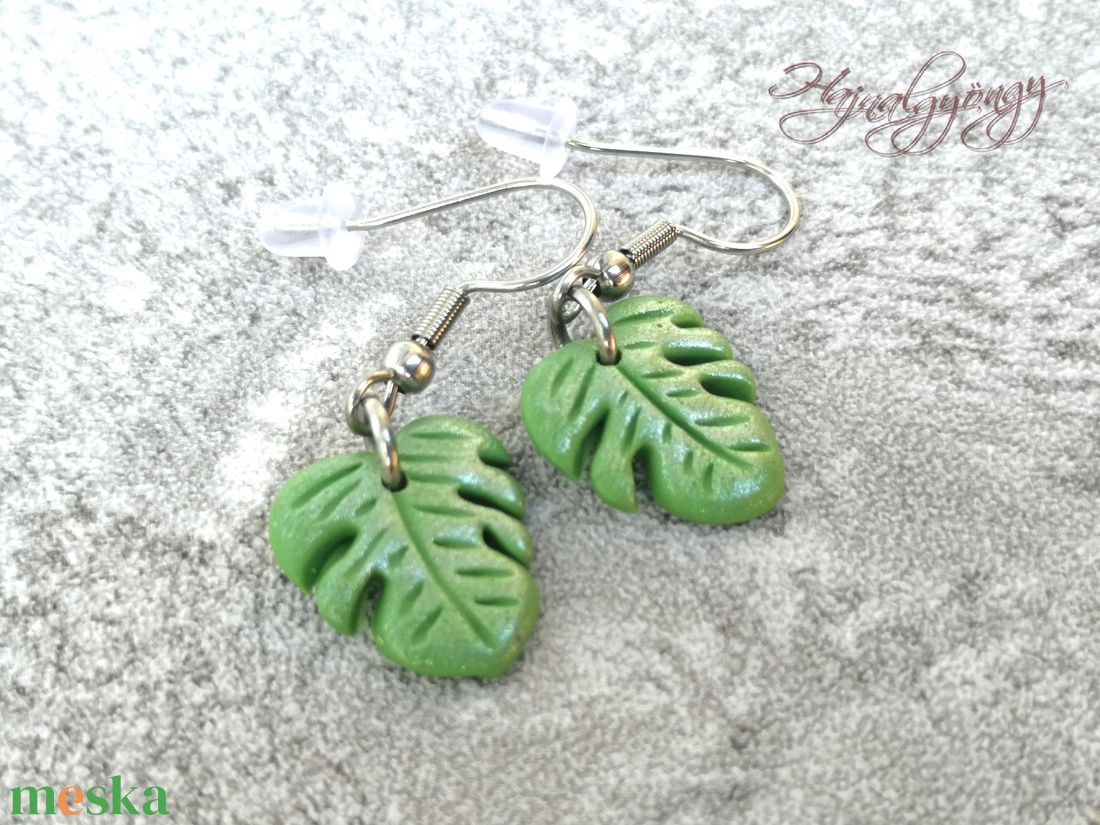 Kicsi Philodendron fülbevaló - ékszer - fülbevaló - lógó fülbevaló - Meska.hu Kicsi Philodendron fülbevaló - ékszer - fülbevaló - lógó fülbevaló - Meska.hu