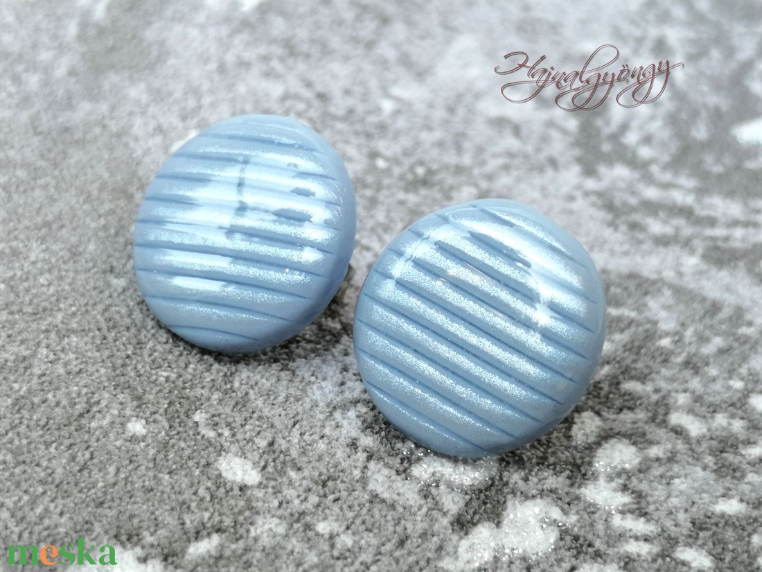 Jégkék csíkos nagy fülbevaló - ékszer - fülbevaló - pötty fülbevaló - Meska.hu