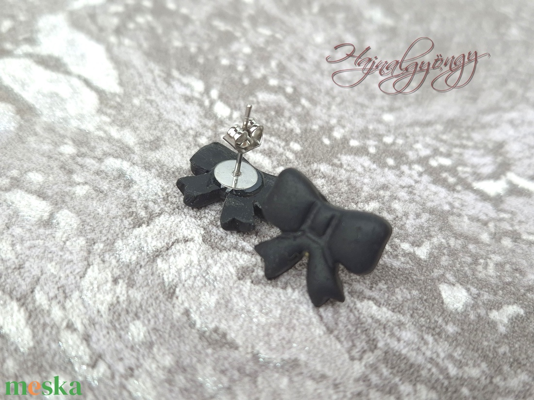 FEKETE MASNI  fülbevaló - ékszer - fülbevaló - pötty fülbevaló - Meska.hu
