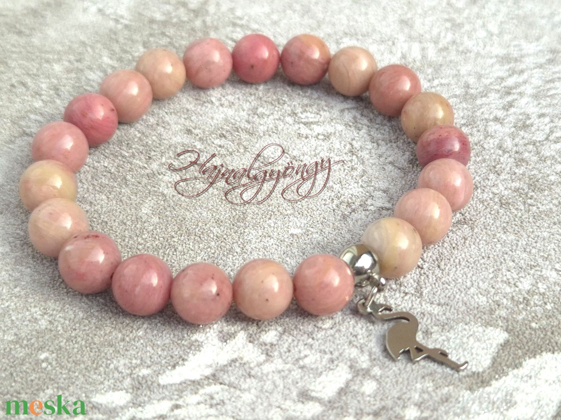 Rodonit ásványkarkötő flamingóval - ékszer - karkötő - ásványkarkötő - Meska.hu