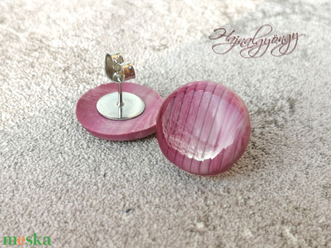 Rózsaszín csíkos nagy fülbevaló - ékszer - fülbevaló - pötty fülbevaló - Meska.hu