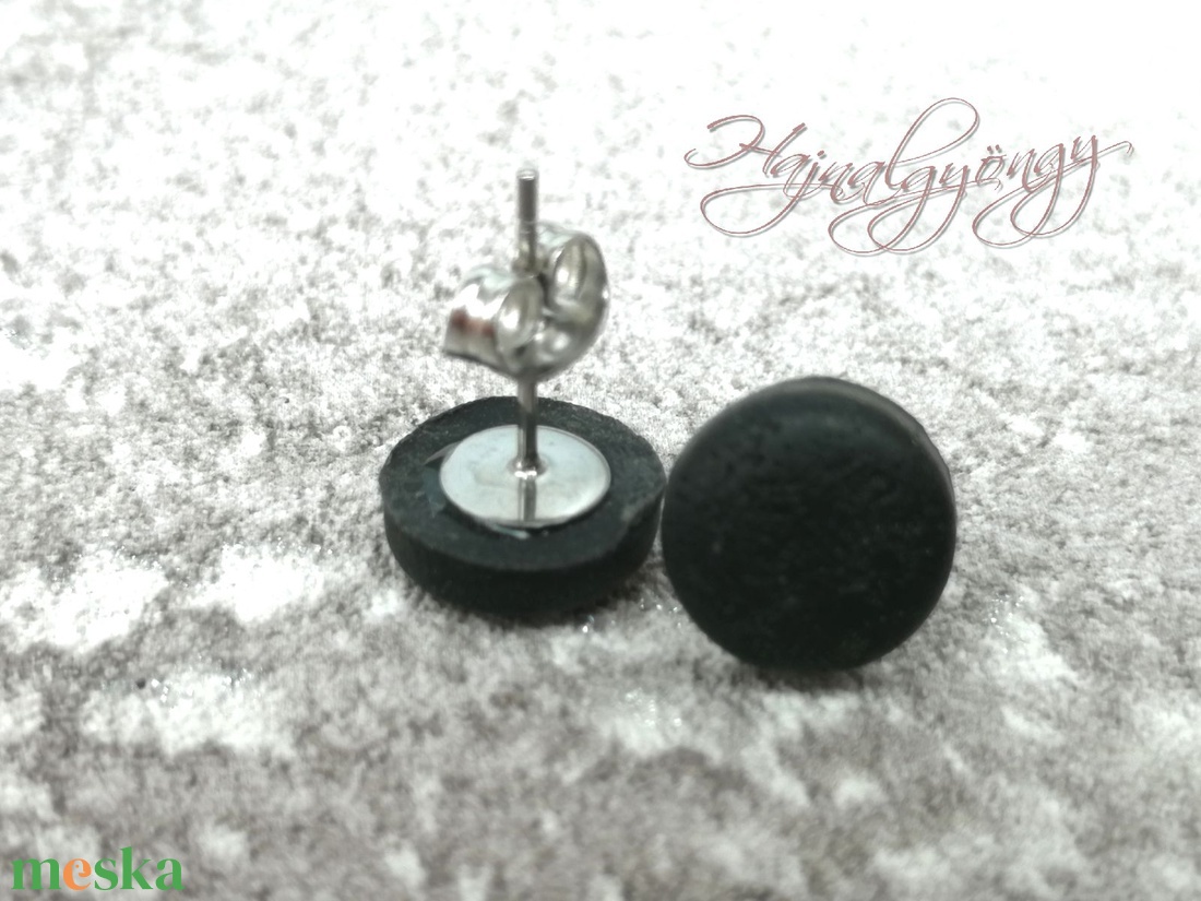 FEKETE fülbevaló - ékszer - fülbevaló - pötty fülbevaló - Meska.hu