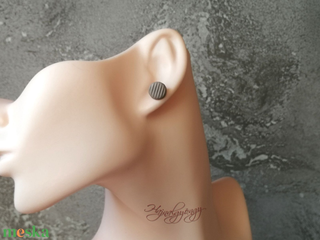 VILÁGOSBARNA fülbevaló - ékszer - fülbevaló - pötty fülbevaló - Meska.hu