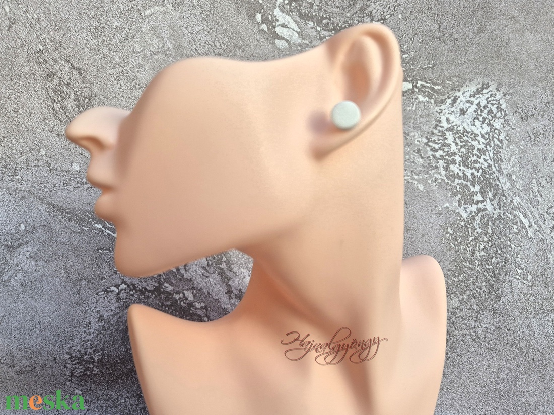 FEHÉR fülbevaló  - ékszer - fülbevaló - pötty fülbevaló - Meska.hu