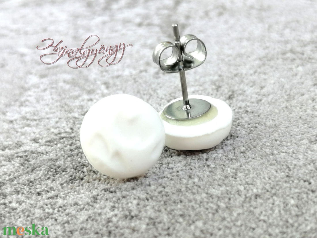 MINTÁS KIS FEHÉR fülbevaló  - ékszer - fülbevaló - pötty fülbevaló - Meska.hu